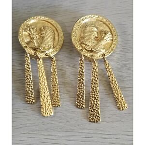 Vintage AVON Egyptian Revival Cleopatra Goldtone Clip On Cleopatra Dangles
